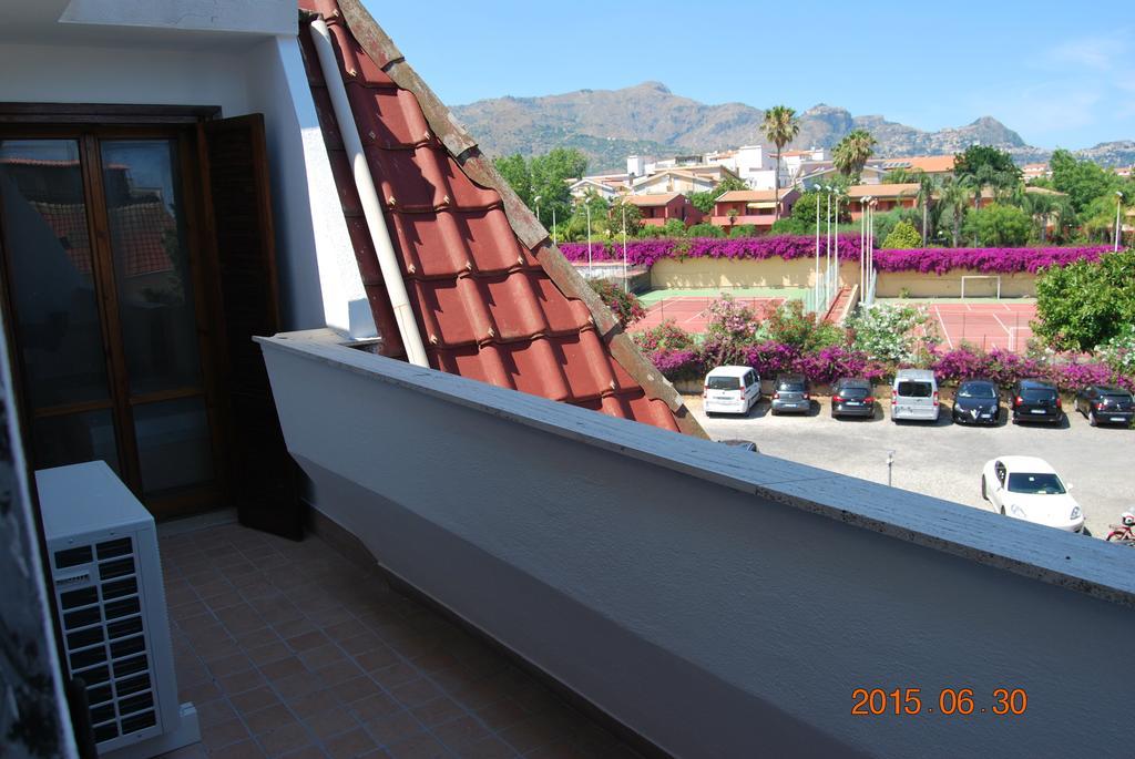 Baia Degli Dei Appartement Giardini-Naxos Kamer foto