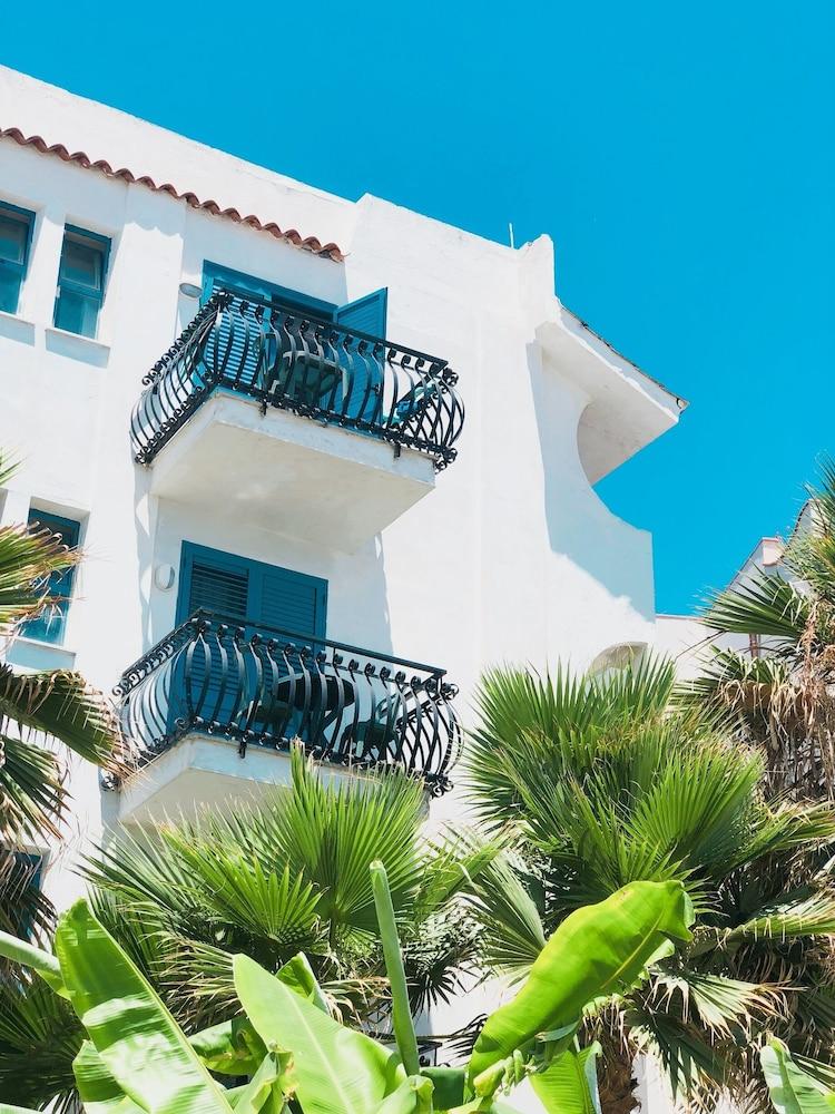 Baia Degli Dei Appartement Giardini-Naxos Buitenkant foto