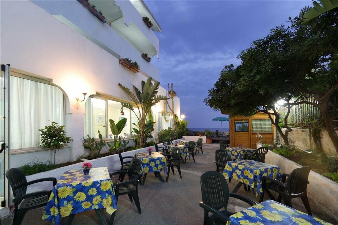 Baia Degli Dei Appartement Giardini-Naxos Buitenkant foto